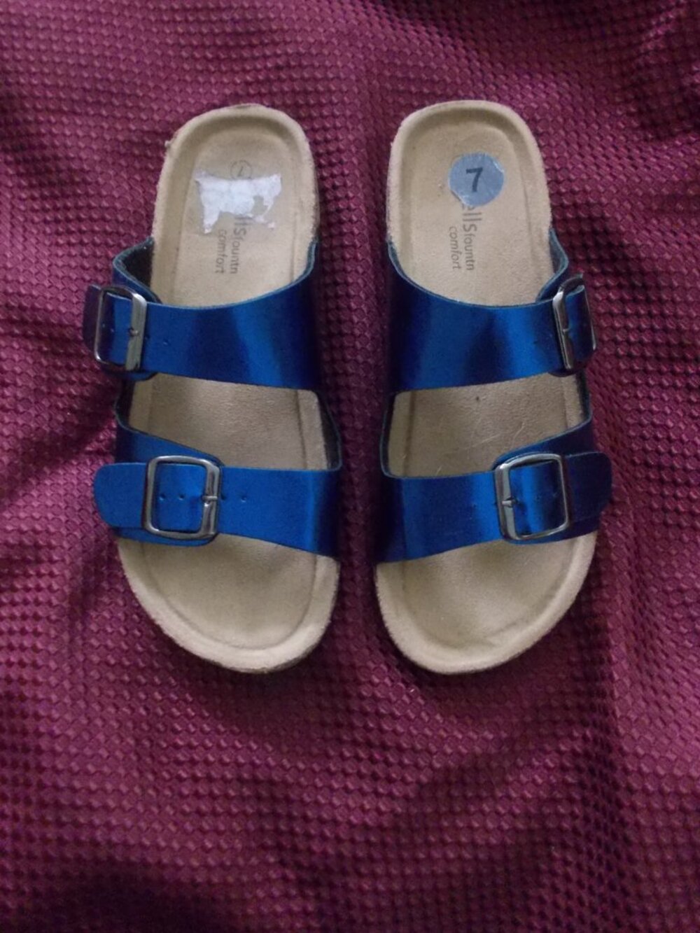 Wells Fountn Sandals Size 7